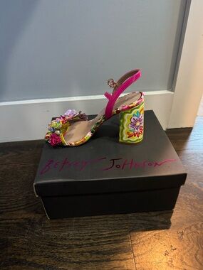 Betsey Johnson Hot Pink Floral Applique Block Heel Sandals